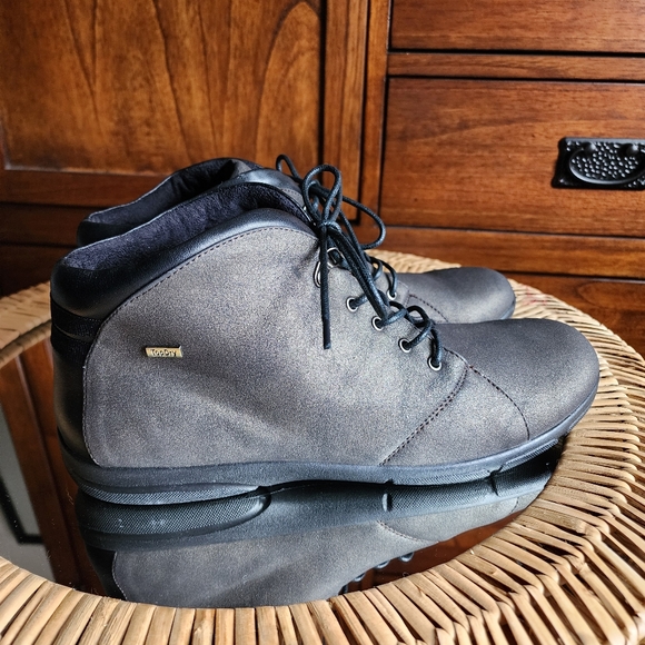Romika Black and Gray Chukka Boots - Picture 1 of 5